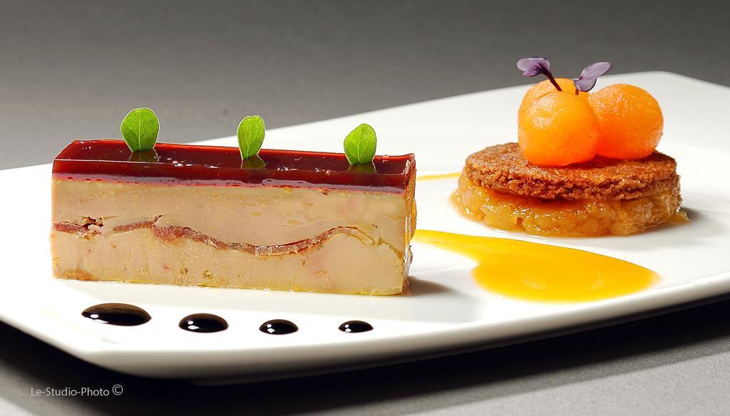 Logis Hotel Le Moulin De Chalons Le Guâ エクステリア 写真